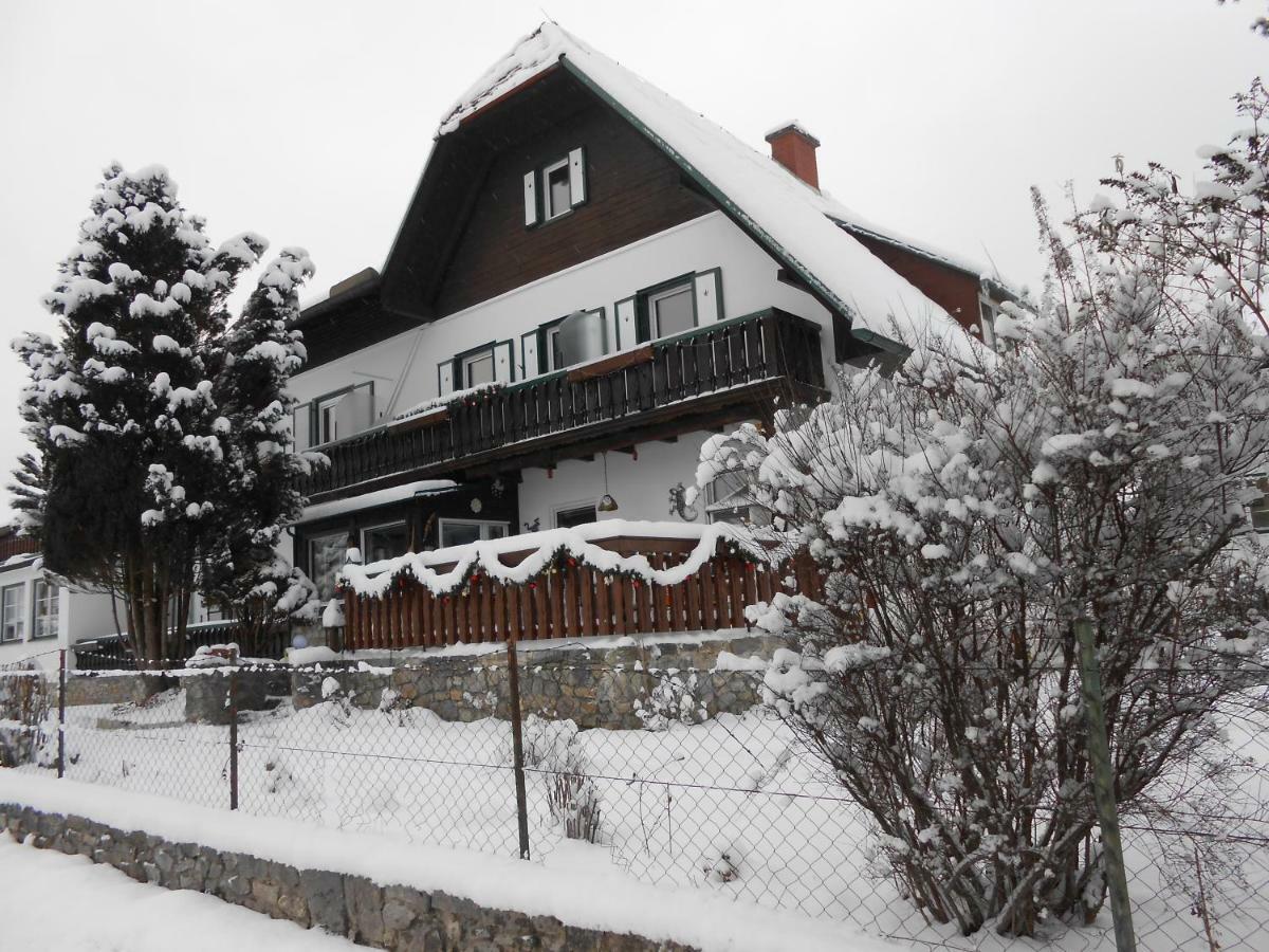 Pension Gierlinger Aflenz Kurort Exteriör bild